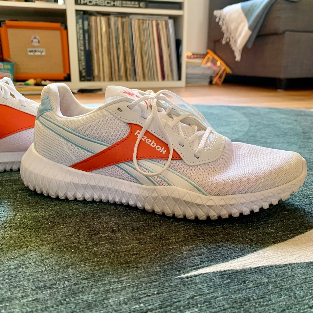 Reebok Sneakers
